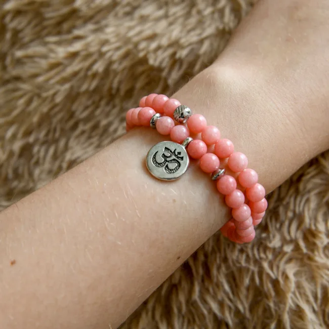 wikkelarmband Ohm roze Sunstone